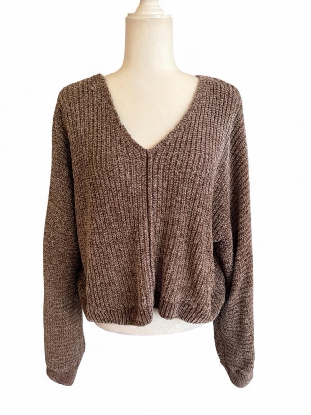 V-Neck Chunky Knit Sweater - Brown